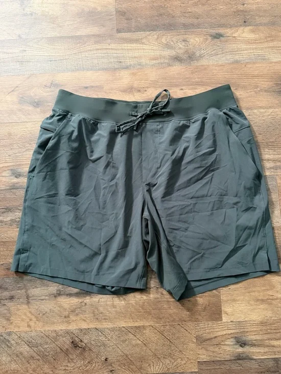 Lululemon Mens Green Athletic Shorts XL - Picture 1 of 5